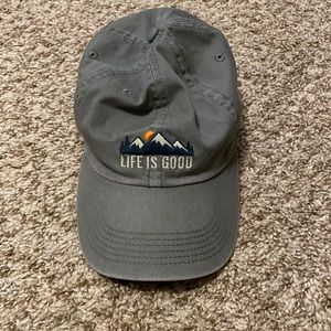 Life is Good hat
